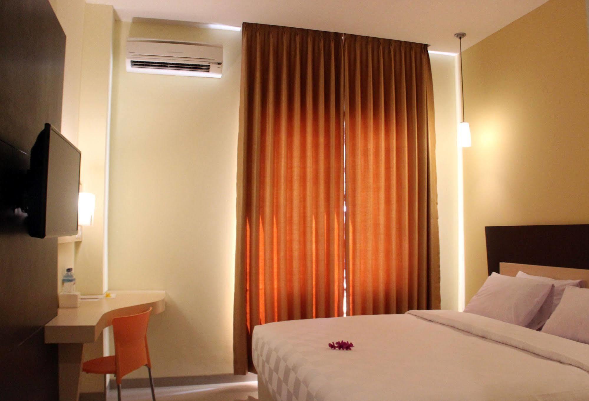 M Hotel Mataram Zewnętrze zdjęcie