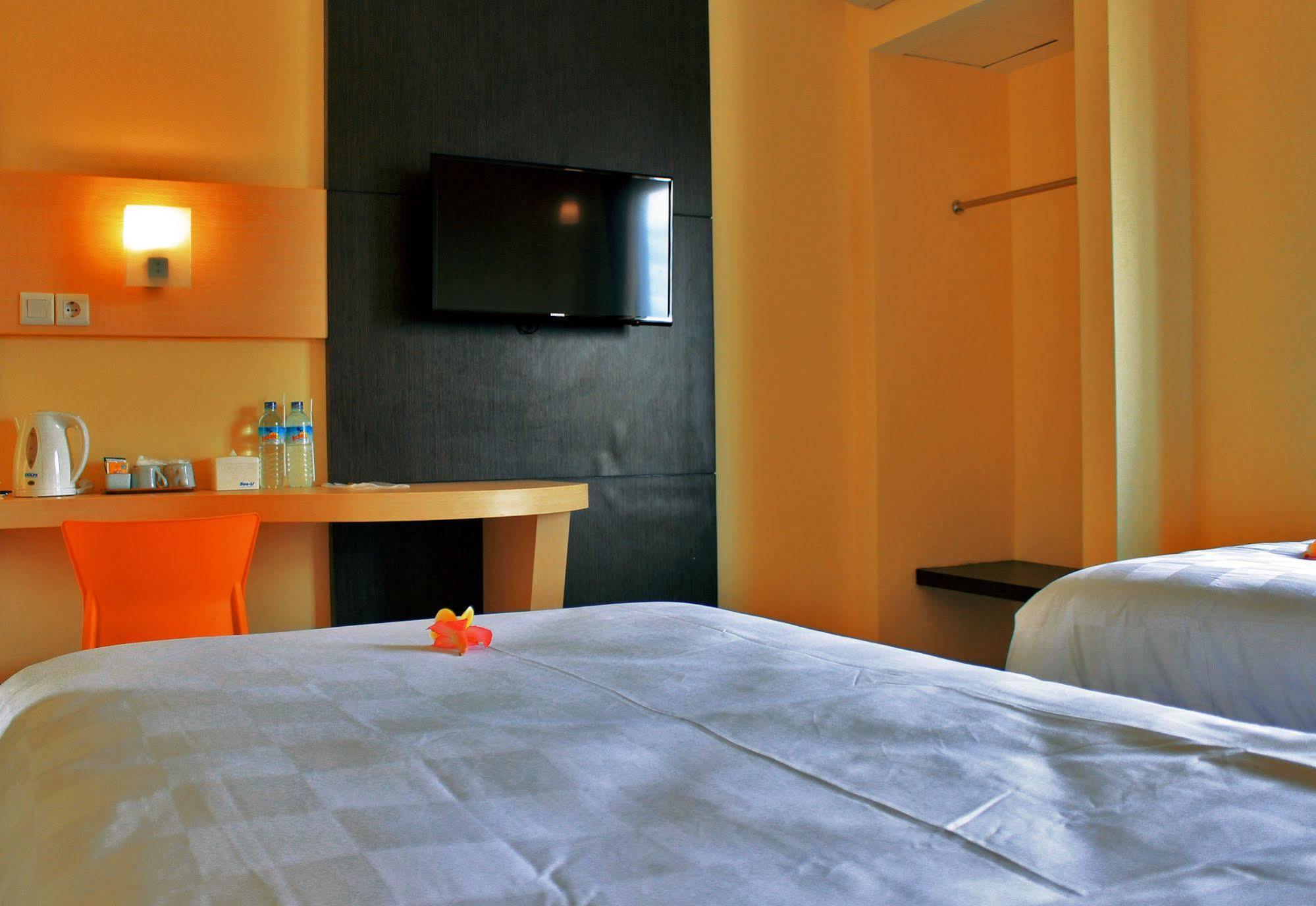 M Hotel Mataram Zewnętrze zdjęcie