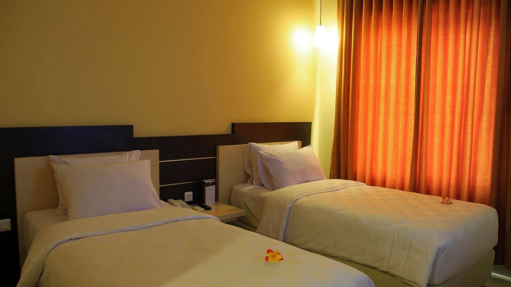 M Hotel Mataram Zewnętrze zdjęcie
